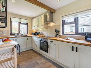 3 Bed in Camber 87841