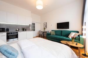 Harry Potters Magical Diagon Alley Stay in Prague