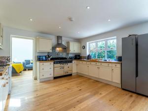 5 Bed in Yarmouth oc-85286