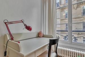 Pierre Fontaine 2 - KP - Spacious 70m2 apt between Pigalle and Montmartre