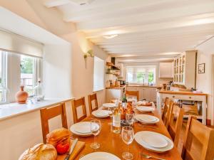 4 Bed in Cracoe 92954