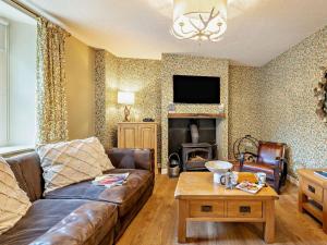 4 Bed in Hawick 95765