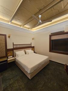 Avimukta x VIRAM - A Varanasi Experience