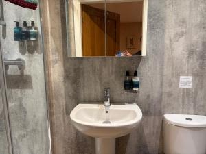 The Barn, Wolds Way Holiday Cottages, 2 bed ground floor