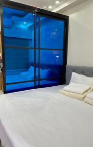 Studio Apartment at FAME Residences Tower 4 Mandaluyong