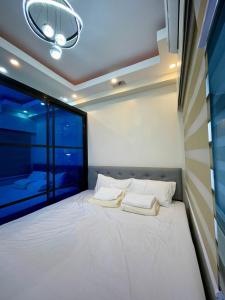 Studio Apartment at FAME Residences Tower 4 Mandaluyong
