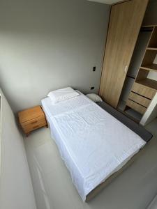 Apto Sector Clínicas FOSCAL, FCV, Junto a Cañaveral