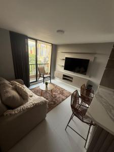 Apto Sector Clínicas FOSCAL, FCV, Junto a Cañaveral