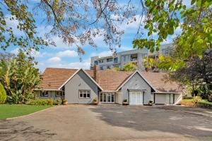 ZinziLuxe Guest House