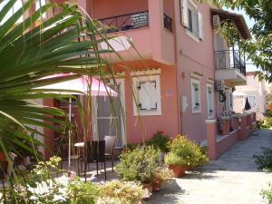 Mariastella Agios Gordios 1