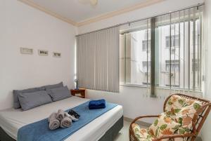 Copacabana: Praia, Conforto e Charme para 4