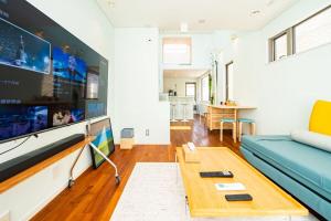 Tokyo Roppongi Top Golden Location 3rd Floor Villa Limited Single Family Private Residence in the City 6-8 People
