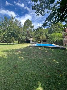 Hermosa casa en Roldan con gran parque y pileta