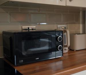 Stylish 3Bed Apt - Prime Location - Sleeps 6