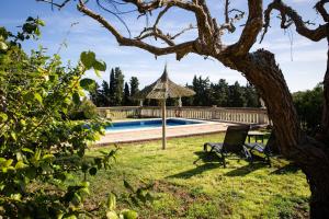 YourHouse Deulosal, apartment in rural house with pool