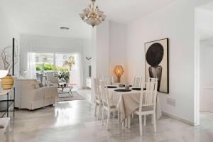 Royal Gardens 313 - Puerto Banus