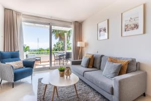 Modern 2-Bed Apartment Alcazaba Lagoon 313