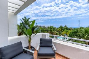 Modern 2-Bed Apartment Alcazaba Lagoon 313