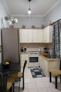 Zografou Cozy Apartment in the heart of Athens!