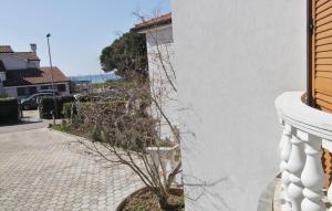 Apartment Apartment Katarina with sea view 2