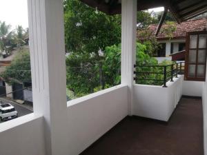 Country View Cottage By Ceyluxia