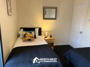 Contractor & Family Friendly 2-Bedroom House in St Helens Newly Refurbished