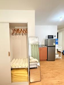 Studio For 2-6 Pax Near SM Lanang with Fast Wifi