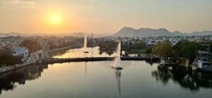 Antariksh -A beautiful homestay near Lake Pichhola