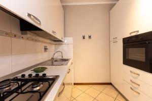 Charming apt with garage, 350m from the City Walls