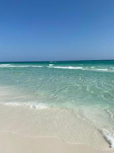 A postcard from Destin