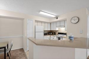 Bright & Comfy 2BR Home Away