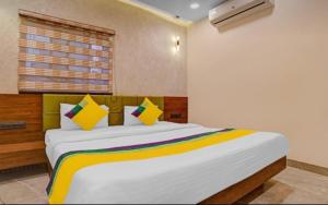 Hotel abhilasha inn