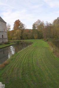 Gîte du Château de Spontin - 7a chaussée de Dinant - 5530 Spontin