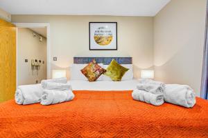 Hybrid Resi - London, Oyster Wharf near Clapham Junction station