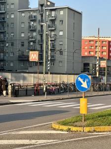 Luminoso Appartamento panoramico a 50m dalla Metropolitana
