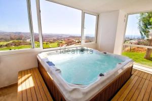Casa Cielo: One bedroom Apt with views in resort