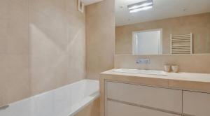 Spacieux appartement 2 chambres et terrasse