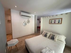 Apartasuite at Casa del Rio building - Downtown