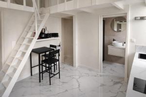 Studio chic rénové à 5 min du Palais & de la Croisette Cannes