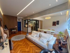 Apartamento fantástico com 2 quartos em Ipanema