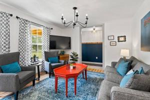 Pennsylvania - Countryside Retreat with Hot Tub, Fire Pit and Huge Yard