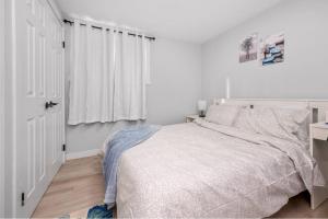 2BR Suite YYC Airport and Downtown 4404 DN
