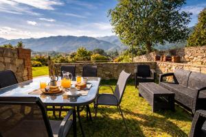 Casa Familiar Llanes con Jardín – Villa Porrua 1