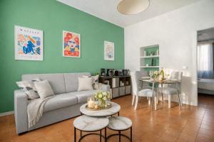 Ampio bilo luminoso - Stazione Centrale Loreto M1 M2