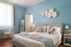 Ampio bilo luminoso - Stazione Centrale Loreto M1 M2