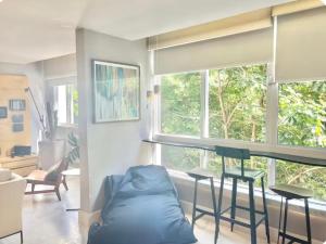 Lindo apartamento na rua do Shopping da Gávea com vaga
