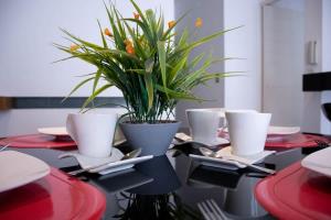 Engaging 2BR with balcony in Exclusive Miraflores