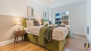 Meridian Way 2-Bed Premium Executive Apt F9