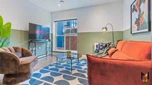 Meridian Way 9-Bed Large Premium Executive Apts