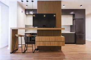 Modern SeaView 2 Bedroom Apartment by Moné Stays